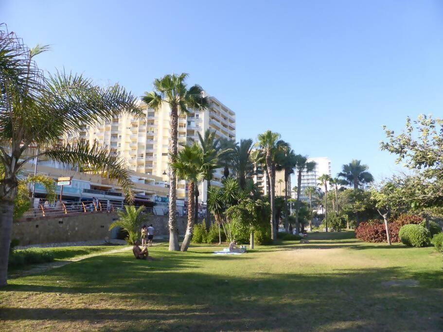 Estudio Nefeli Primera Linea Playa Amazing Views Benalmádena Exteriör bild