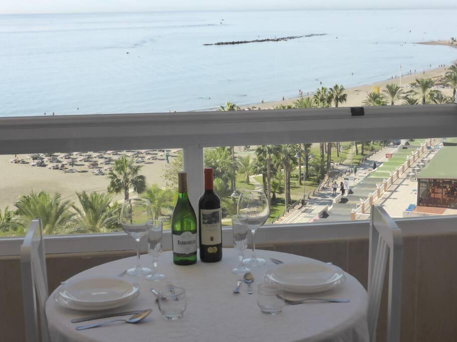Estudio Nefeli Primera Linea Playa Amazing Views Benalmádena Exteriör bild